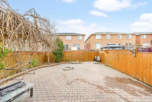 Additional image 16 of 81 Trumpeter St