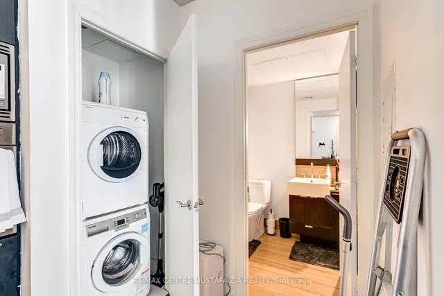 Additional image 17 of 88 Blue Jays Way Unit 2501