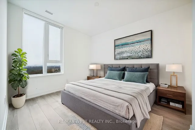 Additional image 7 of 3100 Keele St Unit 1025