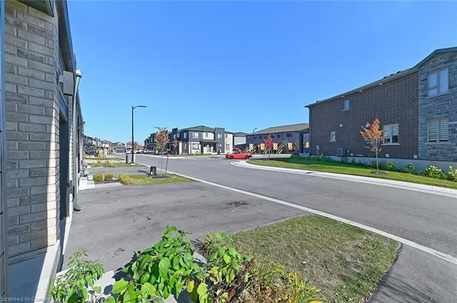 Additional image 38 of 32 Pony Way