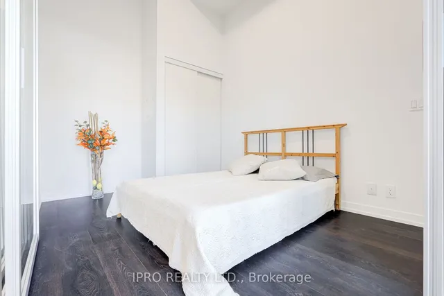 Additional image 17 of 2020 Bathurst St Unit 220