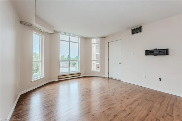 Additional image 14 of 1414 King St Unit 501