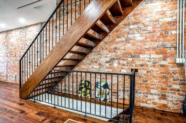 Additional image 19 of 98 Earlscourt Ave