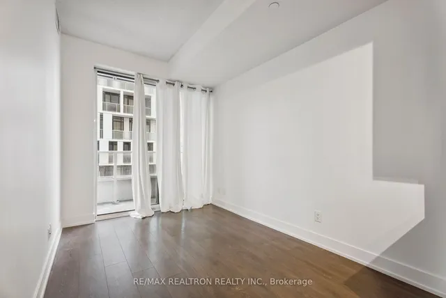 Additional image 18 of 180 Fairview Mall Dr Unit 710