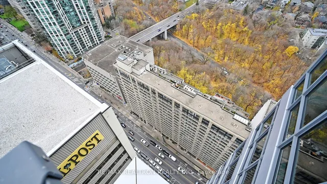 Additional image 8 of 395 BLOOR St Unit 3104