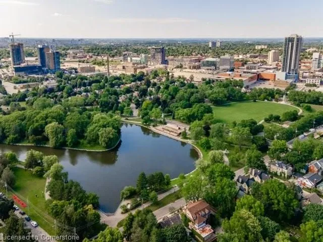 Additional image 40 of 7 Richmond Ave