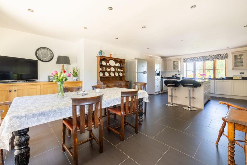 Additional image 9 of Stunning rural home with land near Caste Cary.