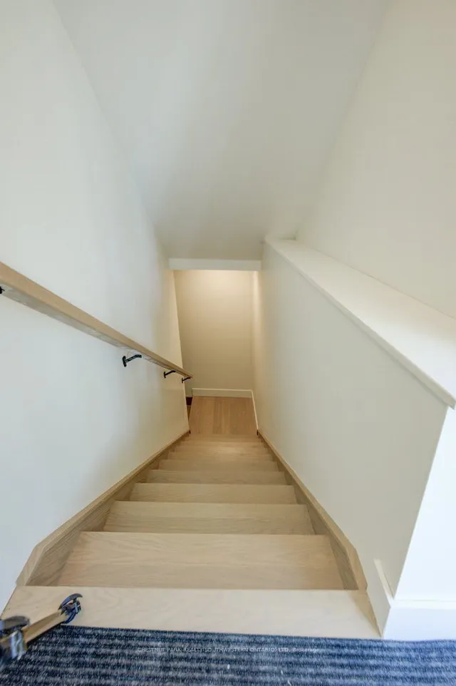 Additional image 26 of 20 Stanley Ave