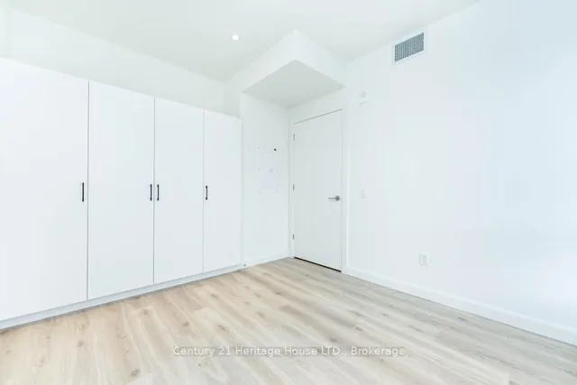 Additional image 15 of 741 King St Unit 301