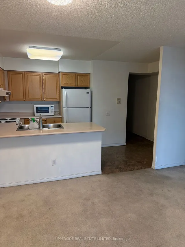 Additional image 10 of 750 Bay St Unit 2705