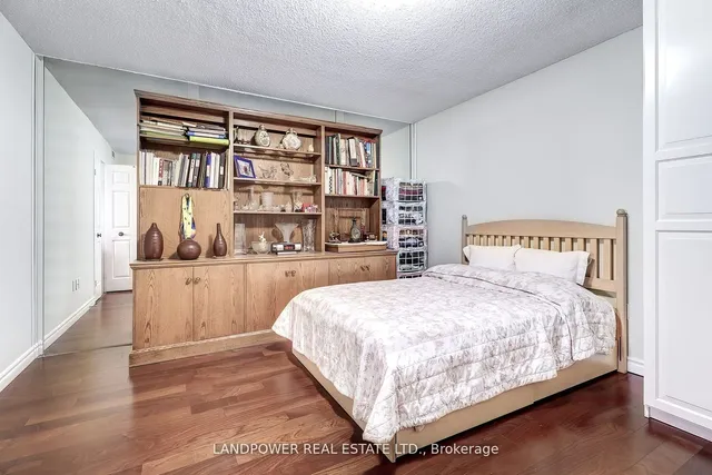 Additional image 14 of 65 Skymark Dr Unit 2307