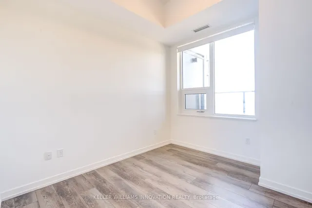 Additional image 11 of 15 Wellington St Unit 303