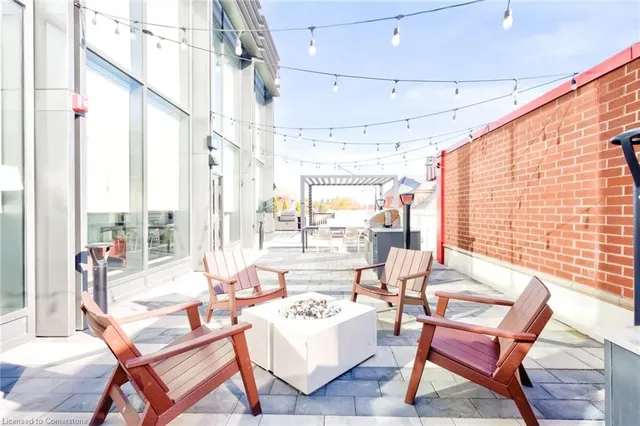 Additional image 38 of 15 Wellington St Unit 303