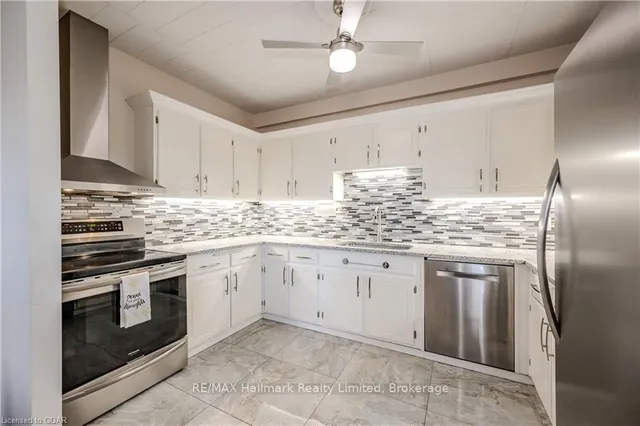 Additional image 18 of 29 WEST Ave Unit 707