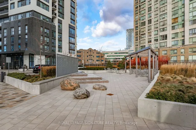Additional image 17 of 30 Samuel Wood Way Unit 2409