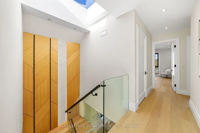 Additional image 15 of 551 Broadway Ave