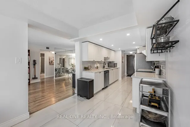 Additional image 10 of 4725 Sheppard Ave Unit 1915