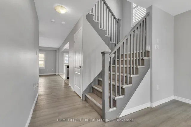 Additional image 22 of 29 Blue Oak St