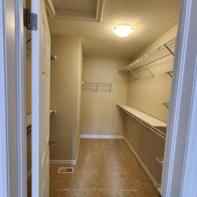 Additional image 7 of 17 Valleybrook Dr