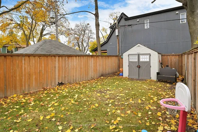Additional image 40 of 61 Roseheath Ave