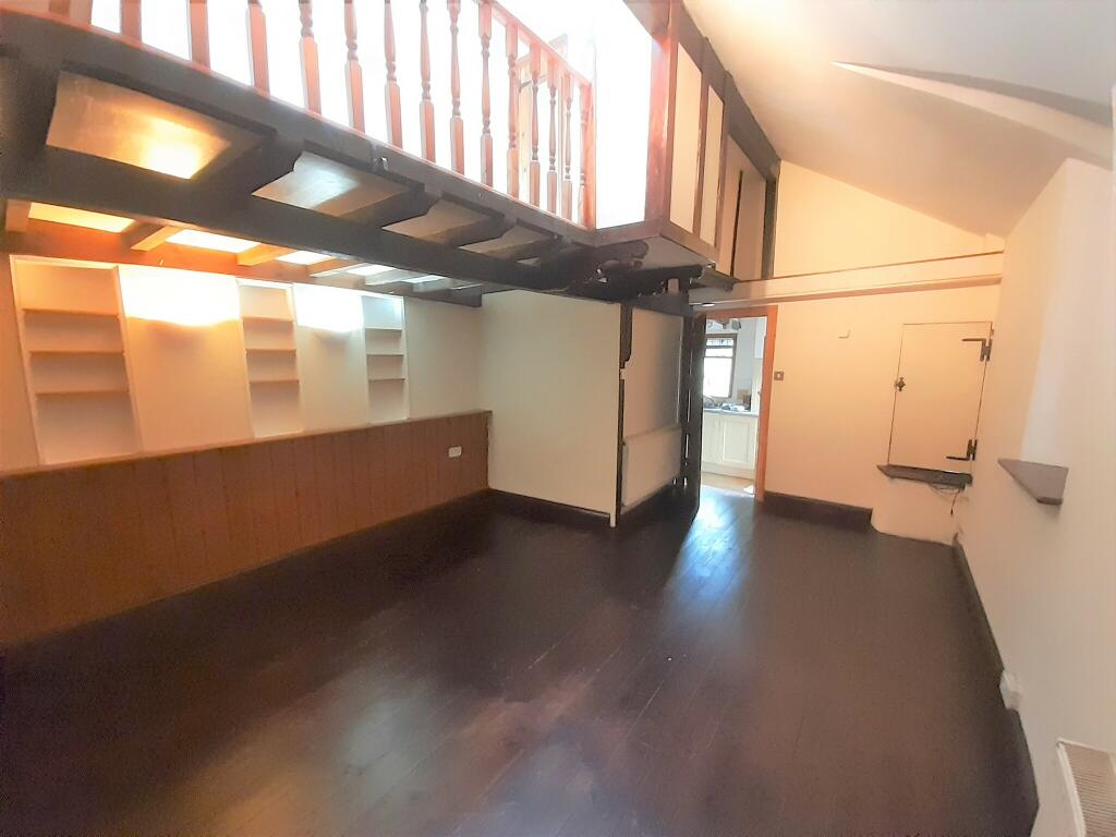 Additional image 8 of High Street