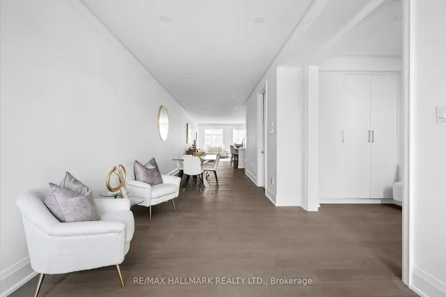 Additional image 5 of 17 Antonio Crt