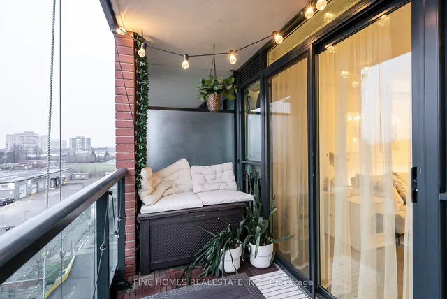 Additional image 23 of 525 Wilson Ave Unit 505