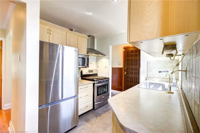 Additional image 37 of 93 Stirling Ave