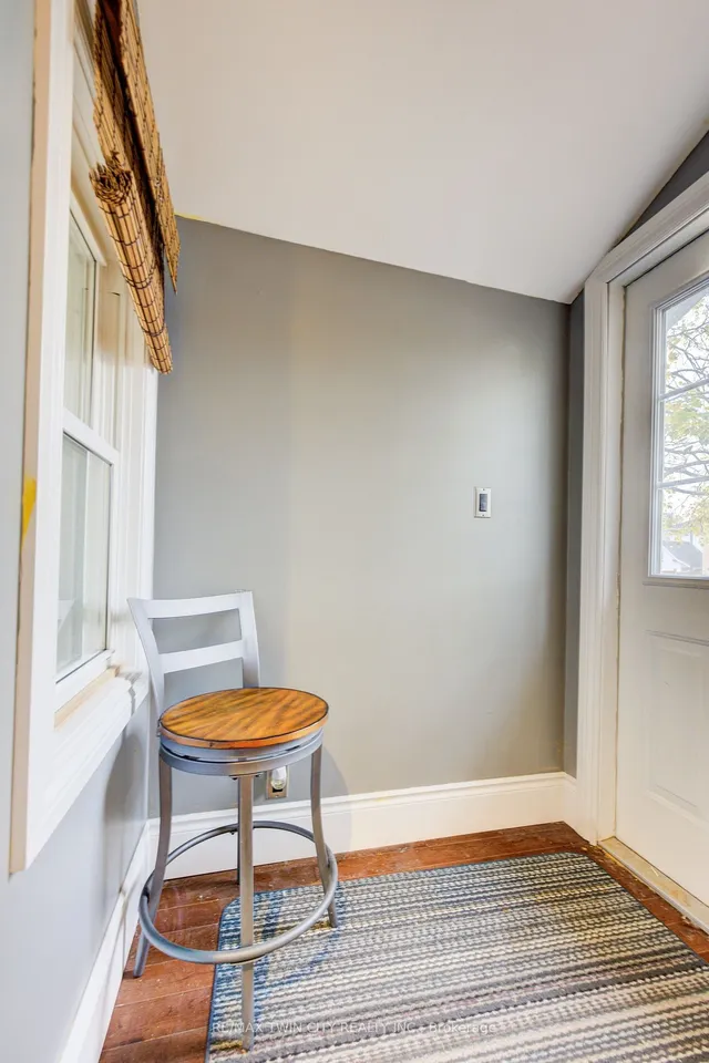 Additional image 21 of 118 College St