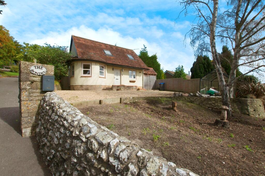 Castle Hill Lane, Mere, Warminster