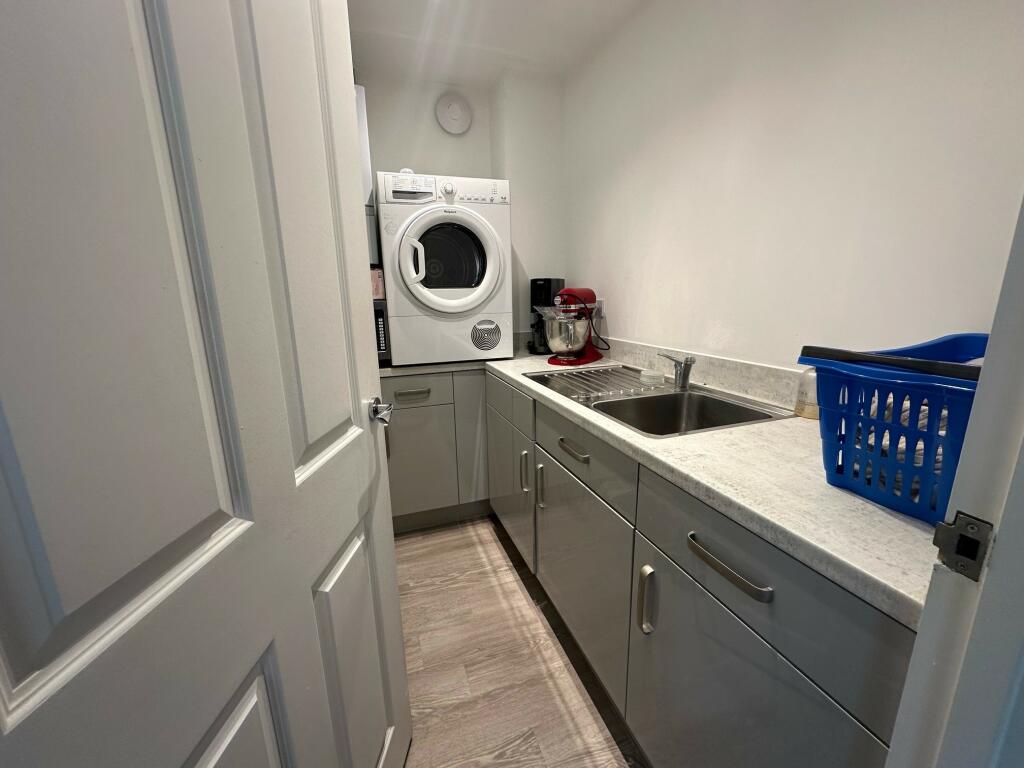 Additional image 11 of Perrys Hill, Yeovil