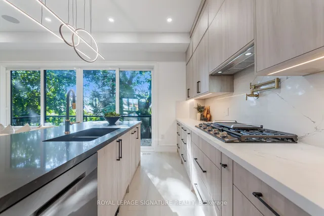 Additional image 20 of 5 Holborne Ave