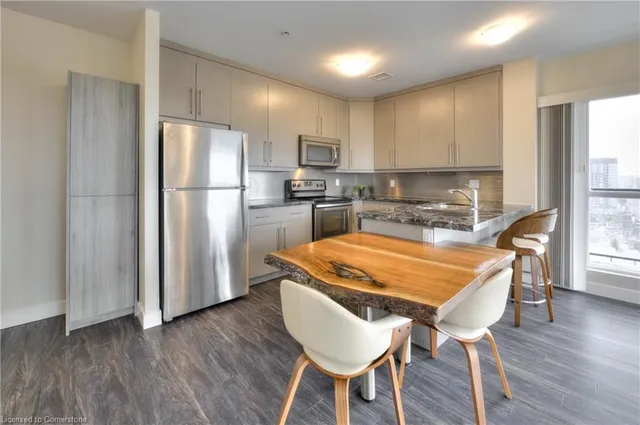 Additional image 19 of 1 Victoria St Unit 1602