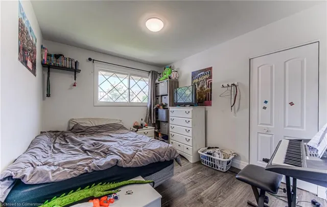 Additional image 13 of 27 Weichel St