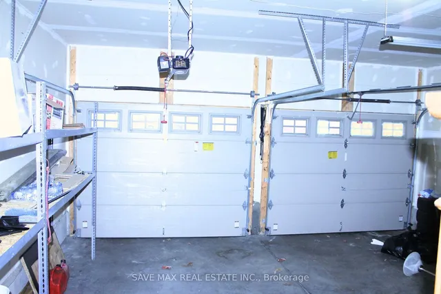 Additional image 14 of 27 Elmbank Tr