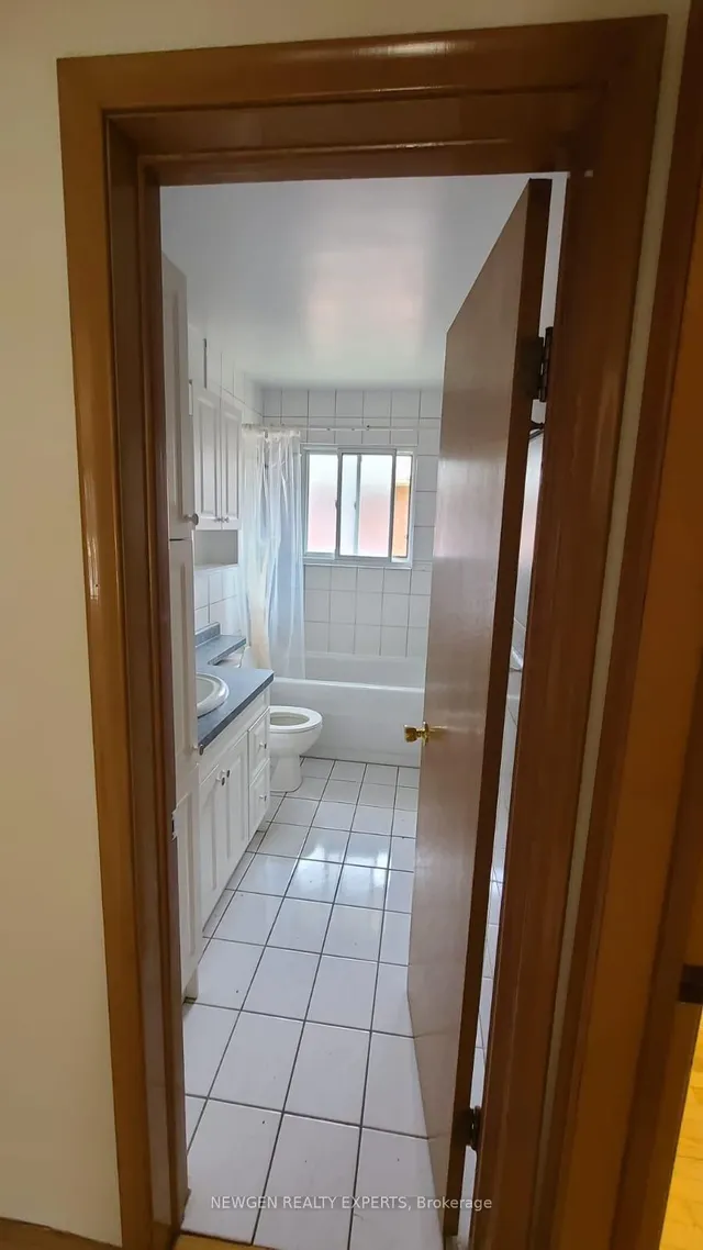 Additional image 14 of 155 Massey Ave