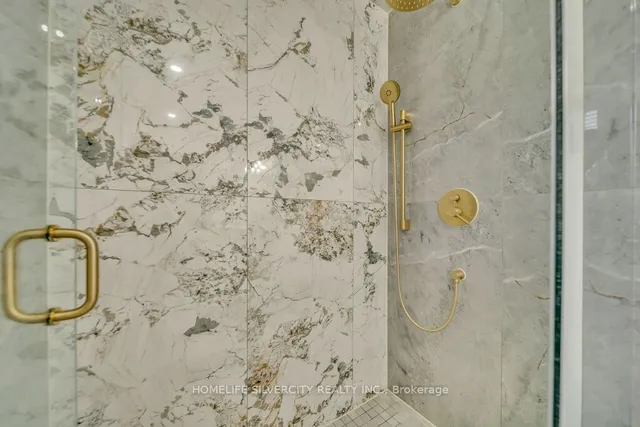 Additional image 21 of 425 Woodbine Ave