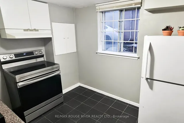 Additional image 20 of 12 Bushwood Crt