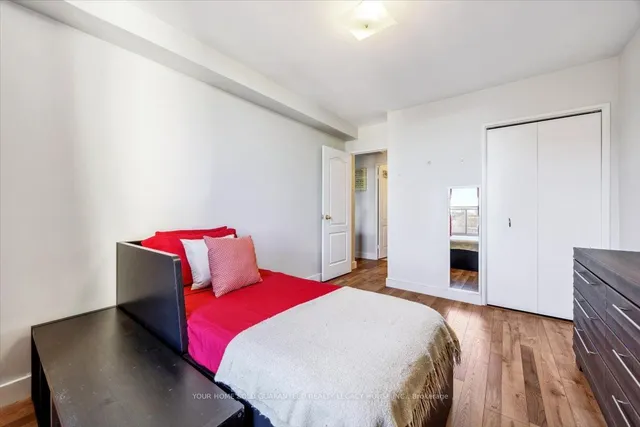 Additional image 11 of 130 Neptune Dr Unit 607