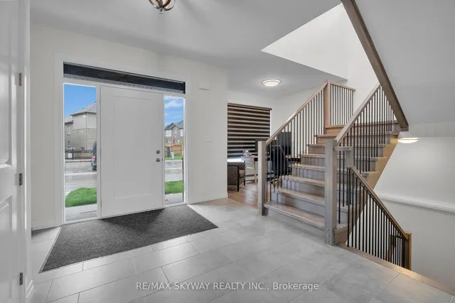 Additional image 5 of 972 Stonecliffe Walk Unit 18