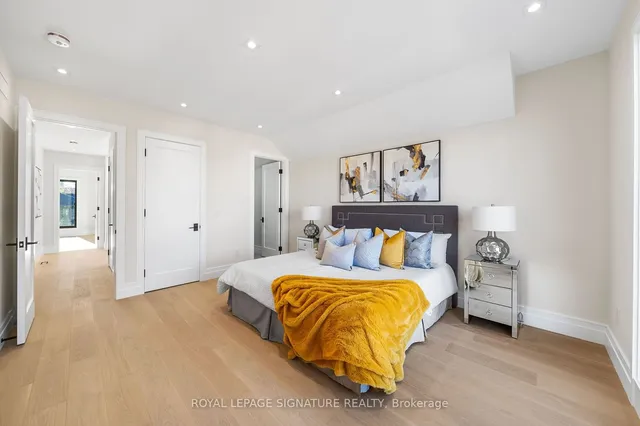 Additional image 20 of 551 Broadway Ave