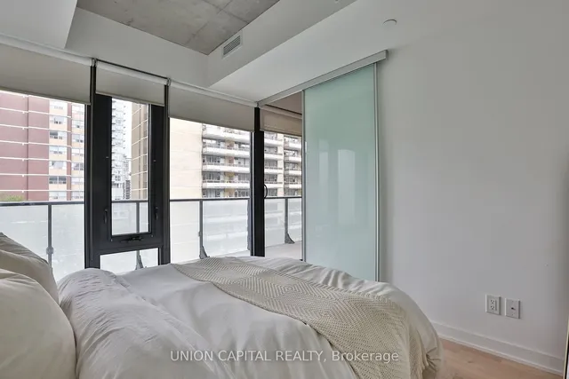 Additional image 12 of 185 Roehampton Ave Unit 406