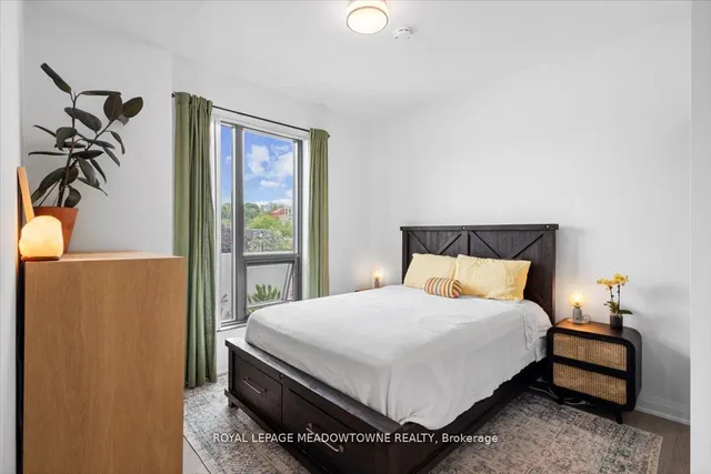 Additional image 19 of 280 Howland Ave Unit 302