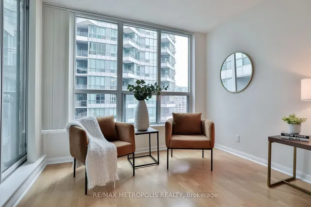 Additional image 6 of 230 Queens Quay Unit 820