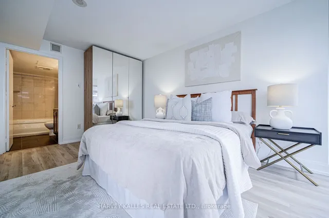 Additional image 30 of 2181 Yonge St Unit 2503