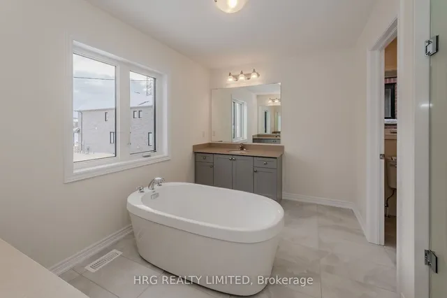 Additional image 11 of 262 Histand Tr