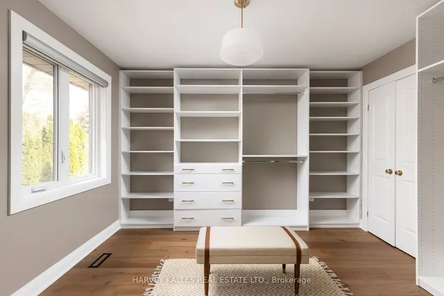 Additional image 28 of 121 Perry Cres