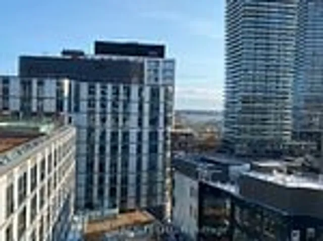 Additional image 17 of 425 Front St Unit 1009