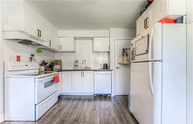 Additional image 8 of 27 Weichel St