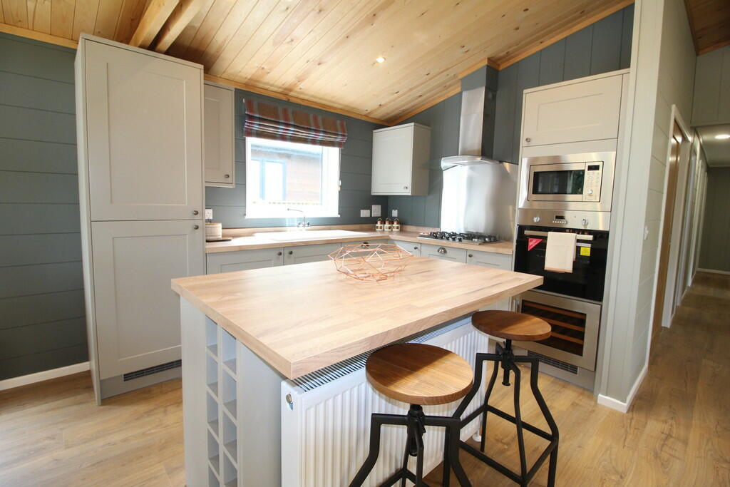 Additional image 5 of Aspen Corner, Brokerswood Holiday Park, Brokerswood